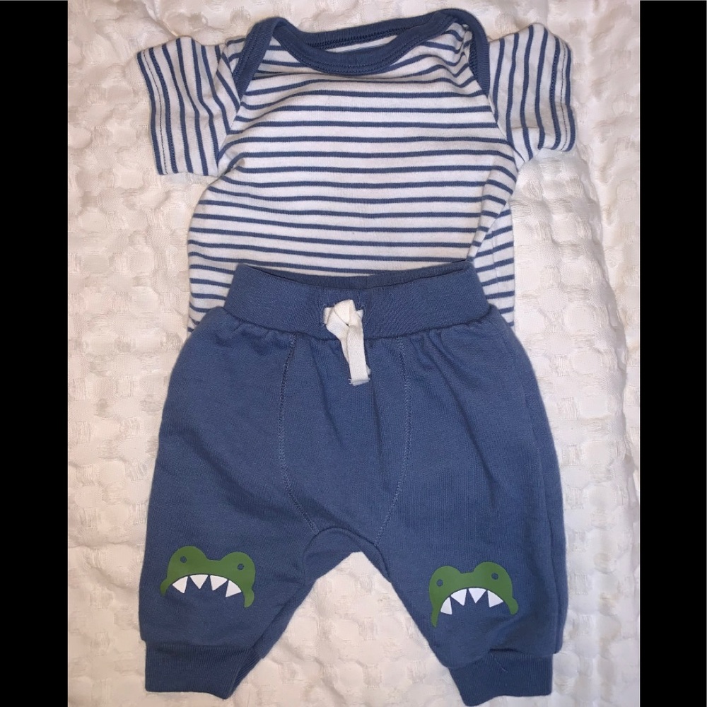 Cat & Jack Newborn Outfit